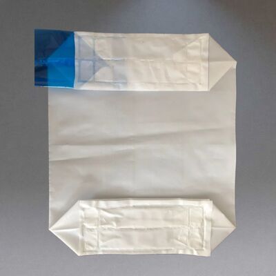 カーボンブラック用25KG高耐久PEバルブバッグ（タックインバルブ付き）